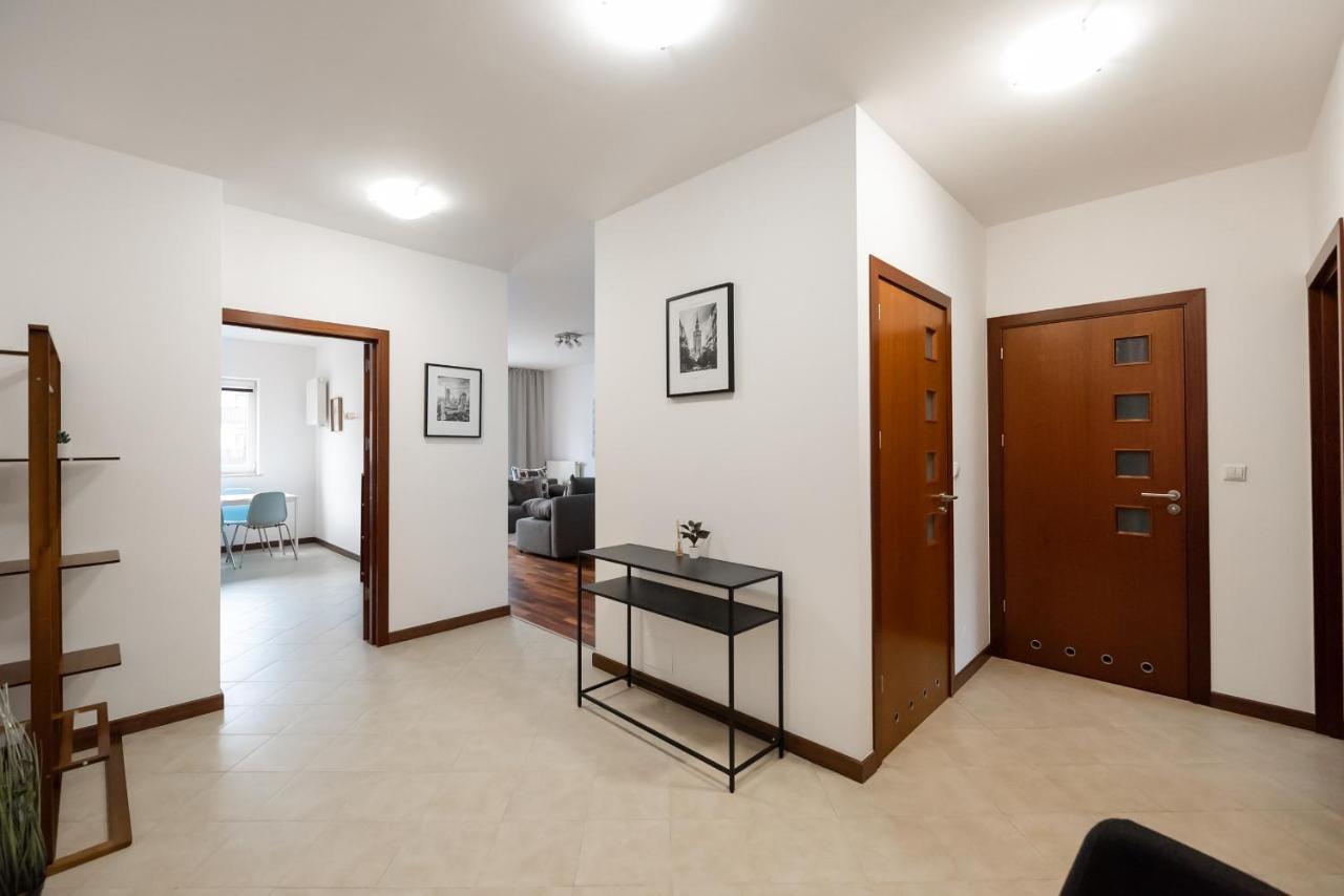 Wola Sunset Apartment Free Parking Warsawa Bagian luar foto