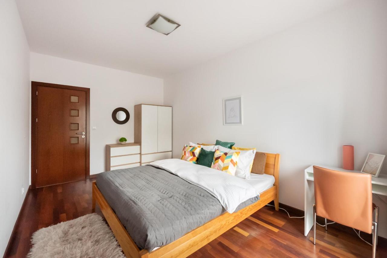 Wola Sunset Apartment Free Parking Warsawa Bagian luar foto