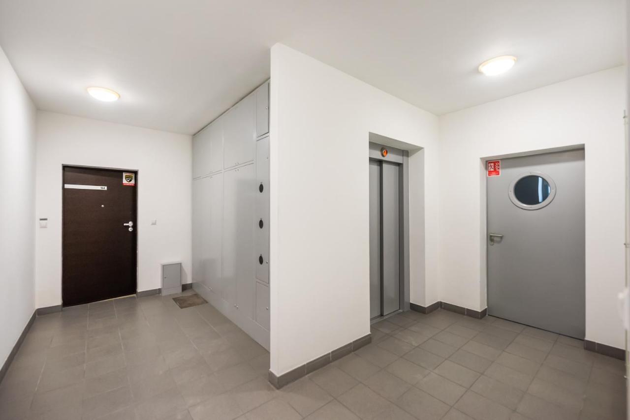 Wola Sunset Apartment Free Parking Warsawa Bagian luar foto